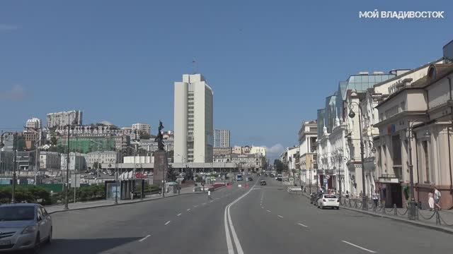 Владивосток от Центральной площади до сквера городов побратимов (8 августа 2021).