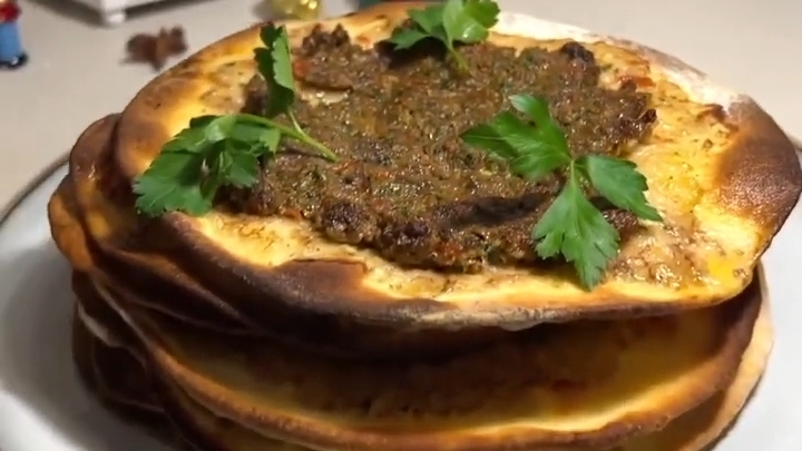 Восточное блюдо Лахмаджун...🌮😋    Рецепт в описании ✍️