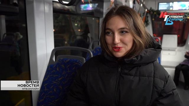 Новогодний вагон на линии СТ