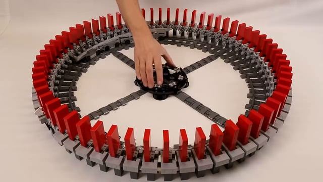 Создание Бесконечного кольца Домино из LEGO | Making an Infinite LEGO Domino Ring
