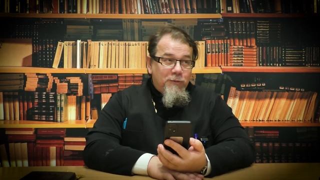 Как христианину встречать Новый год, если в семье постится он один ?