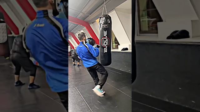 Точикистон ба пеш🇹🇯🇹🇯⛰️
#mahsiddin #Tajikistan