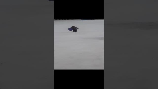 катаемся с Петей с горки