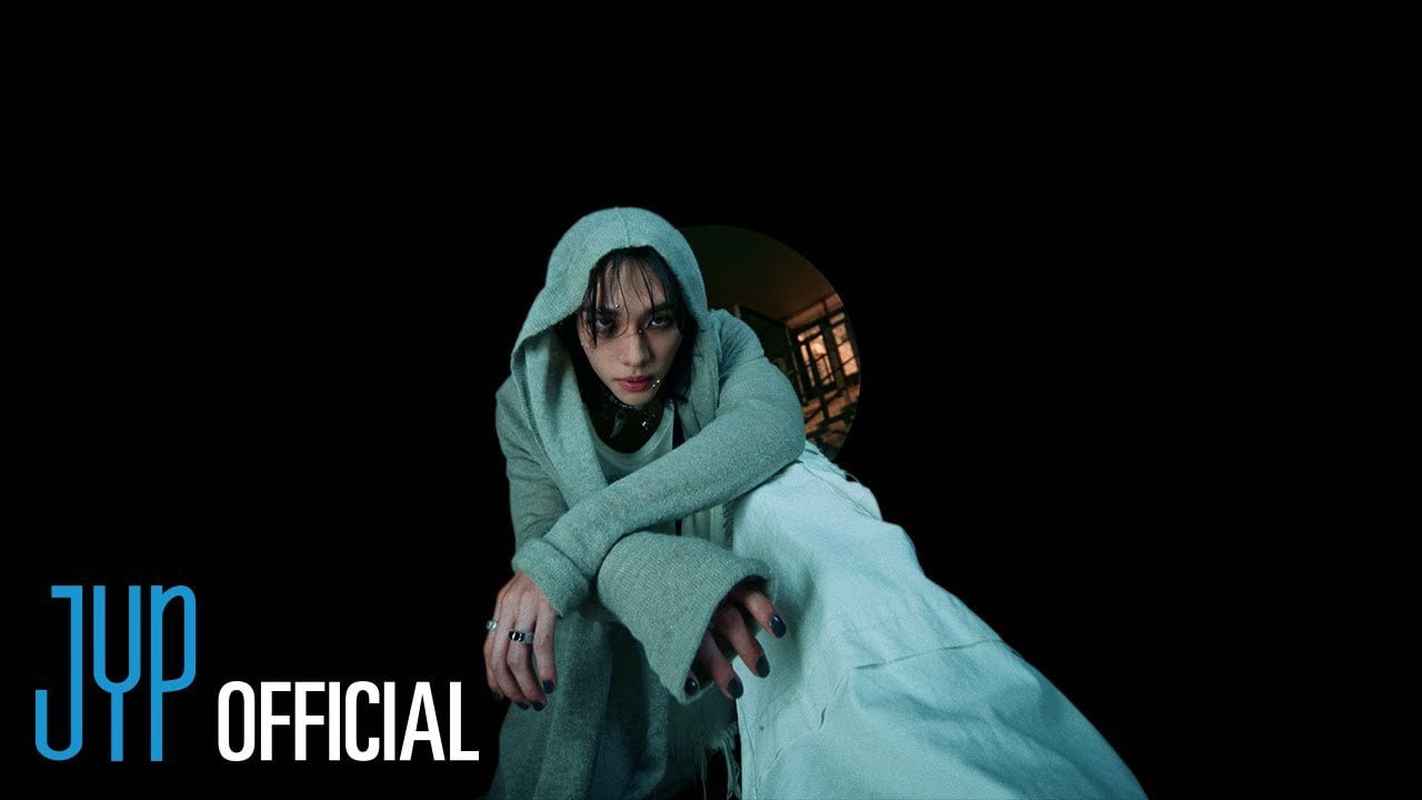 HYUNJIN 'So Good' MV