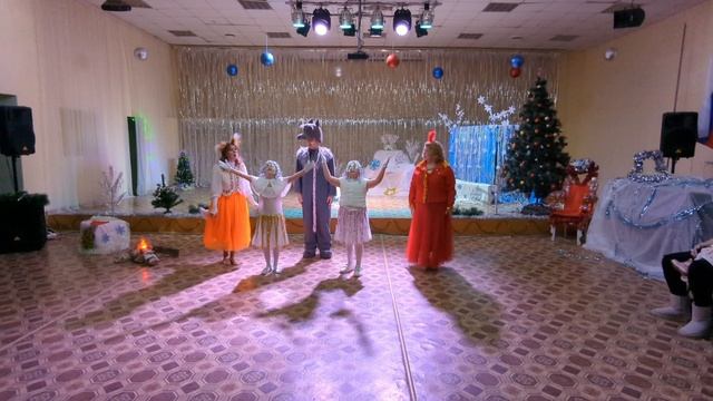 Спектакль "Новогодний переполох"