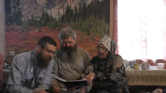 Дирижёр Лариса Сухоплюева.
