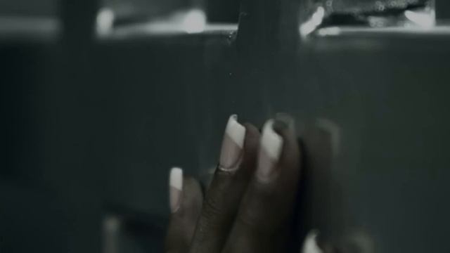 The Devil Wears Prada - Born To Lose [OFFICIAL VIDEO]