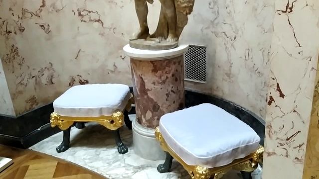 Фрагмент Павловского дворца