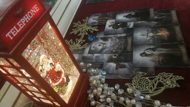 КАКАЯ ЖЕНЩИНА ЖИВЕТ В ЕГО ГОЛОВЕ ?!!