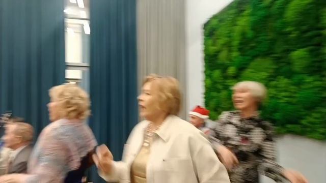 Потолок ледяной (У леса на опушке)
