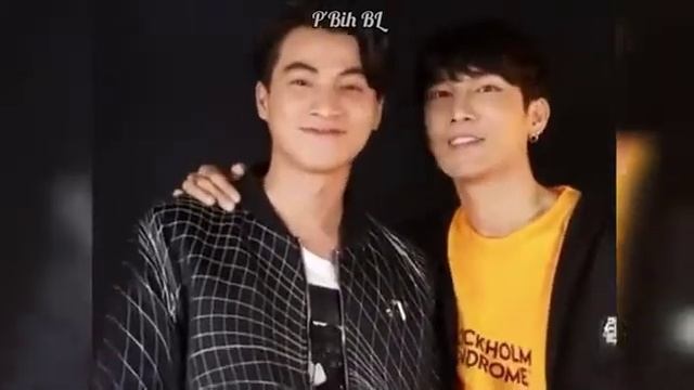 mewgulf moment... flirting..