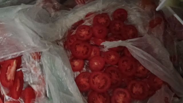 заготавливаем помидоры🍅 на зиму