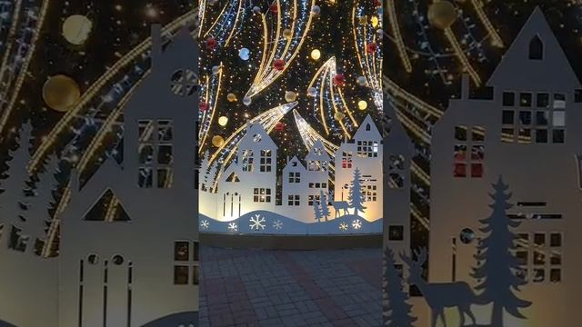 Новогоднее настроение в Геленджике #новыйгод2025 #платановаяаллея