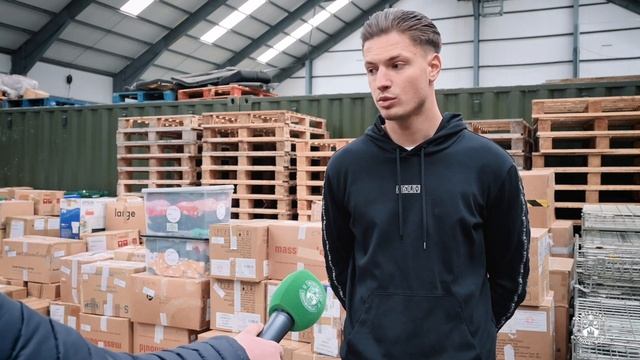 Kevin Dąbrowski Helps With Ukraine Donations Sent To His Native Poland | Hibernian FC