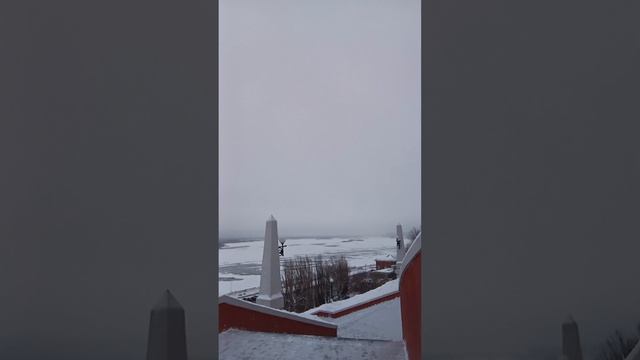12 месяцев=12 лестниц