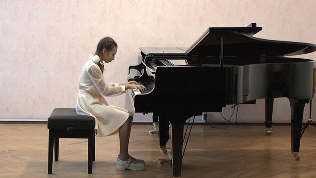 Заева Лена (5 класс) И.С. Бах. Двухголосная инвенция ре минор