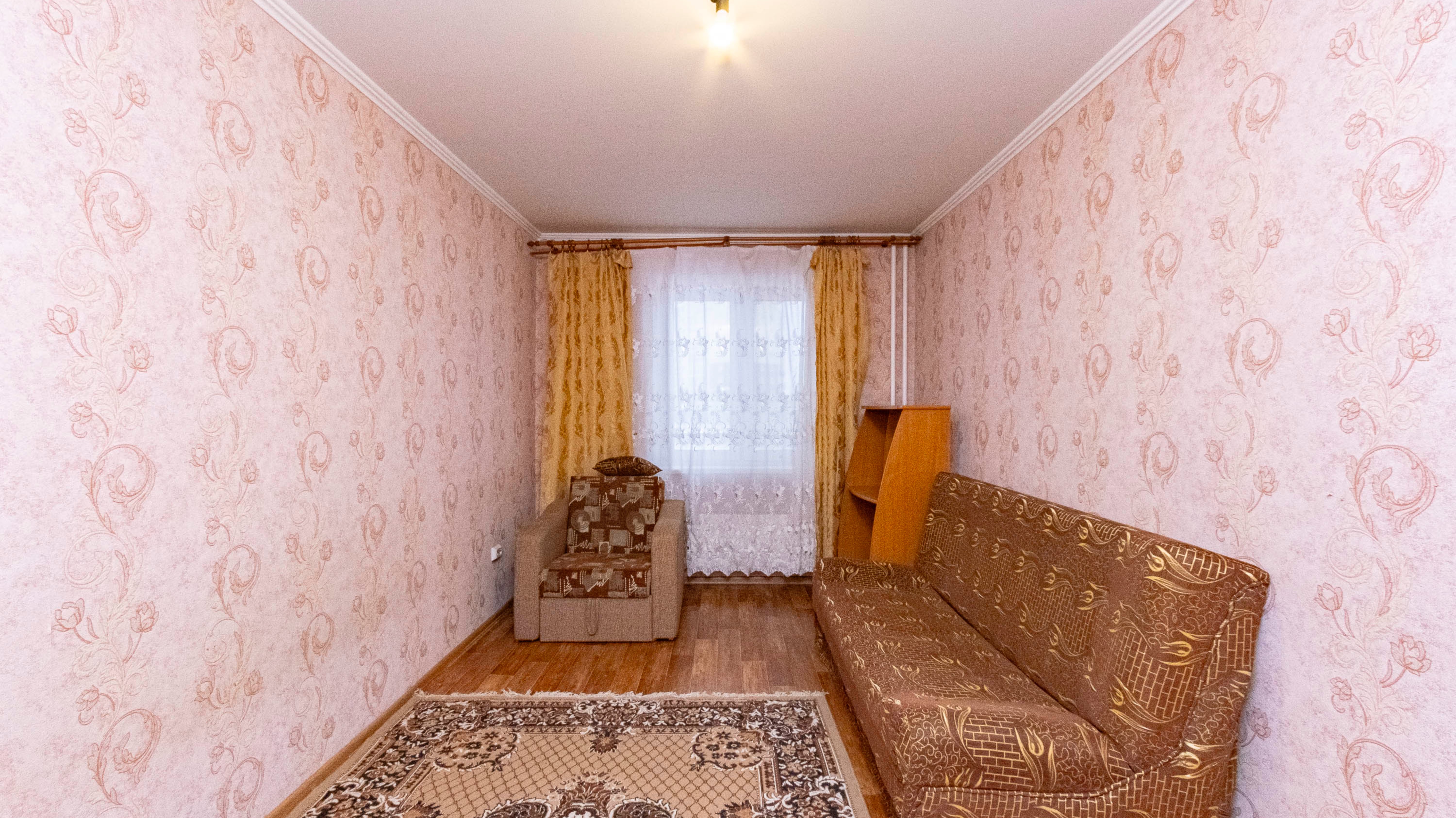 3957257 Мебельщиков