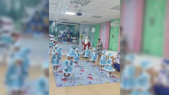 Светлячок утренник.mp4