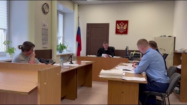 Суд частично удовлетворил ходатайство защиты Петра Хохлова