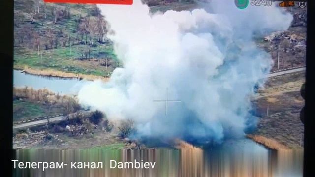 💣💥⚡Точный прилет русских авиабомб ФАБ-250 с УМПК по мосту в Великой Новоселке.
