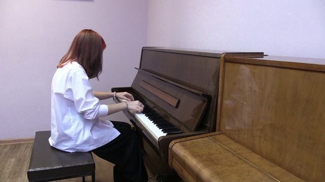 Алексеева Альбина,М.Таривердиев "Песня о далекой Родине"