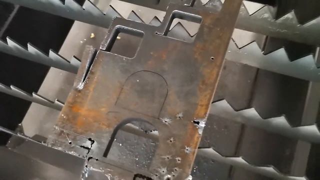3000W Fiber Laser Cutting Machine Cut 16mm Carbon Steel