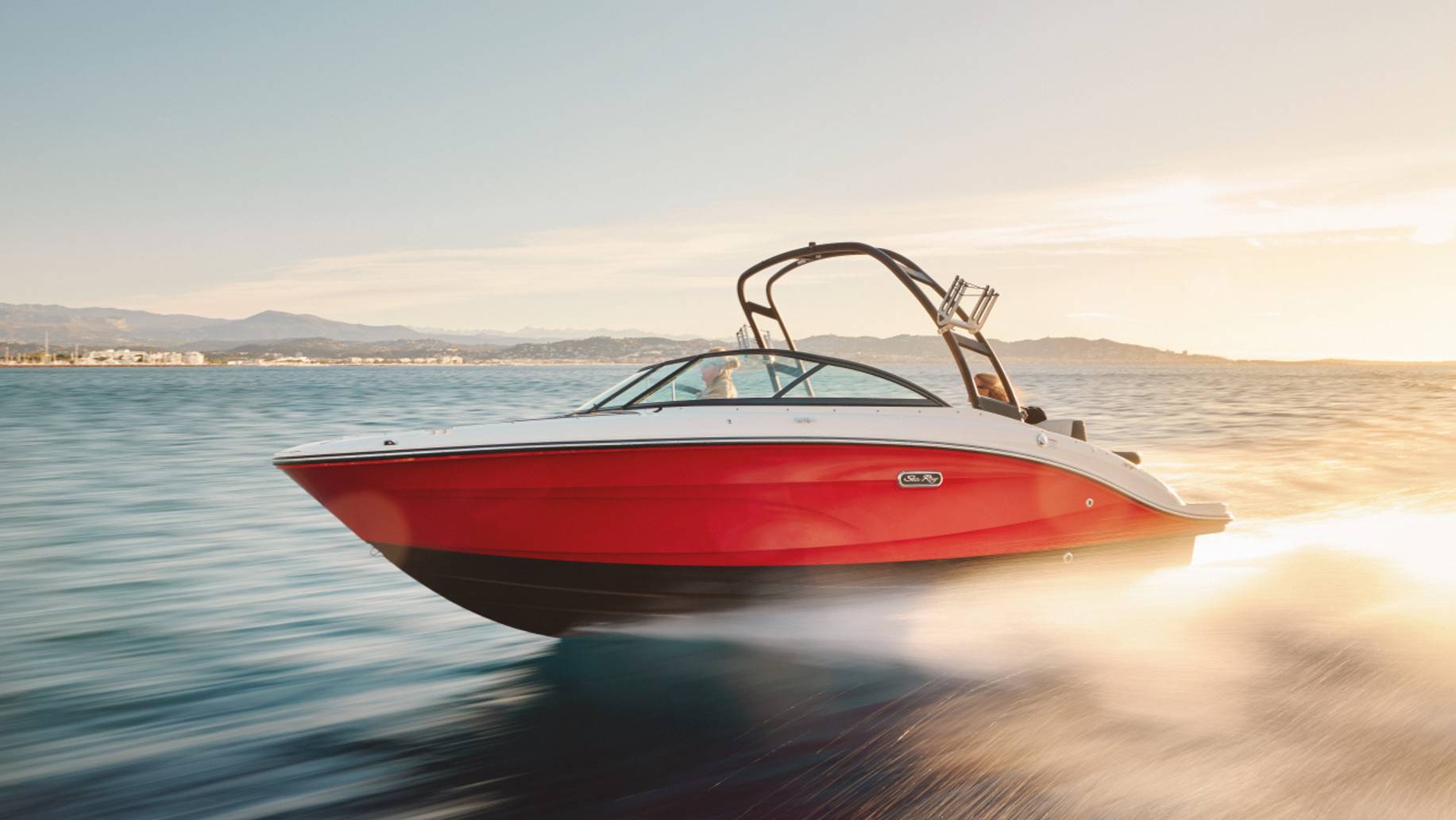 Катер Sea Ray 210 SPX