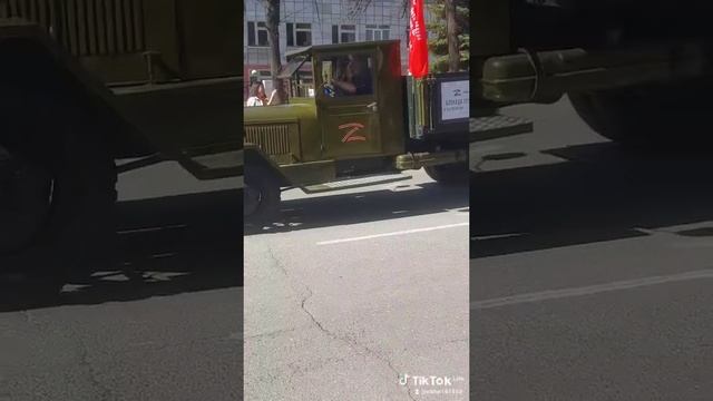 ЗИС-5 на параде