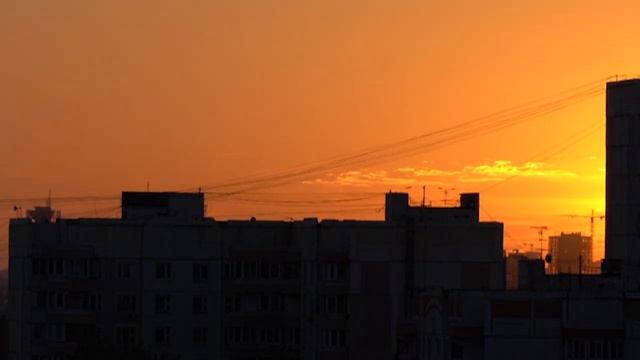 Как солнце растворяет облака
