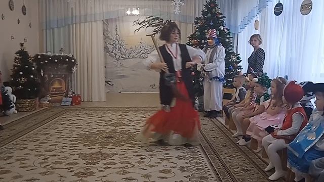 Актеры "Больших" и "Малых" театров
Детский сад № 11 "Сказка"