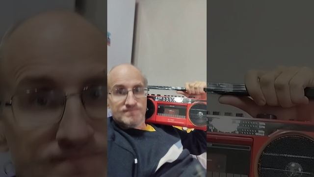 Мне стало повеселее.