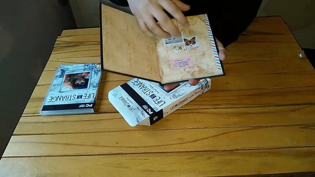 Unboxing Life is Strange Limited Edition