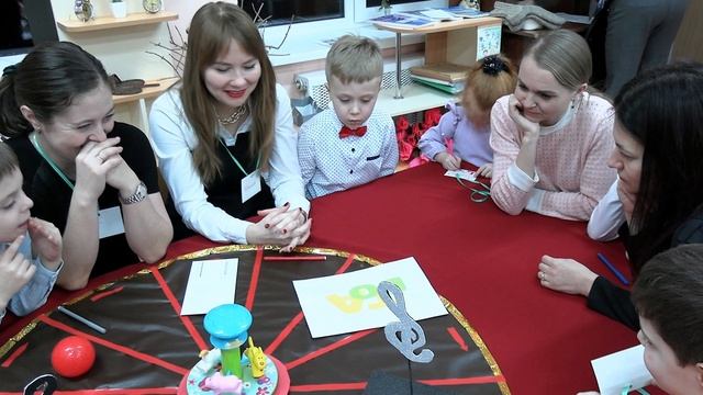 Окончание Года семьи в детском саду отметили интеллектуальной игрой "Что? Где? Когда?"