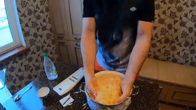 Вкусно,полезно,дешево!Квашеная капуста за 5 минут. Потуши ее получится ещё одну вкусное блюдо.