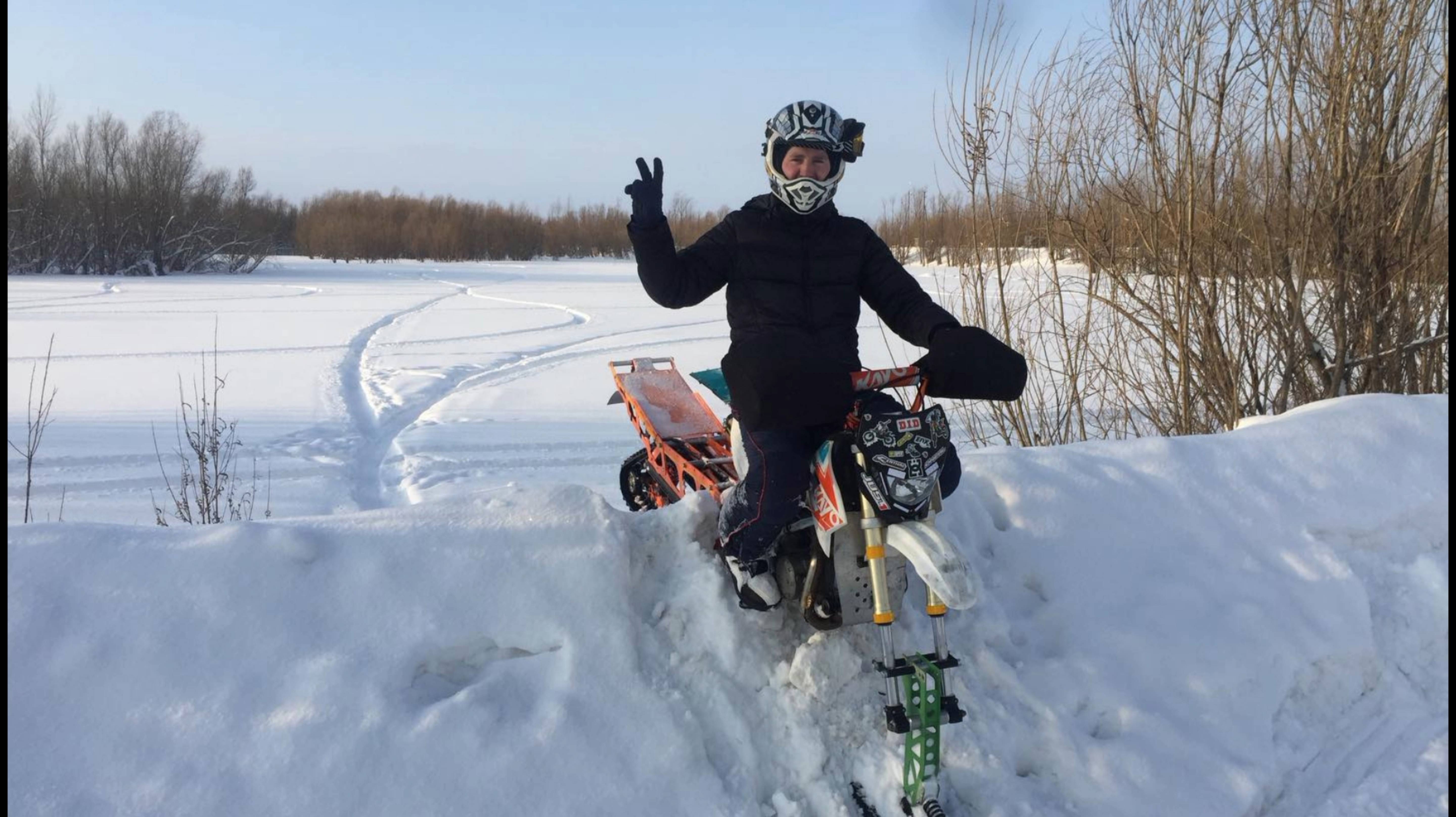 СНОУБАЙК В ГЛУБОКОМ СНЕГУ! БОНУС ЗАДНИЙ ХОД!