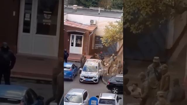Бусификация во Львове
