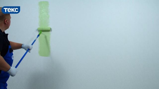 Как покрасить обои в прихожей