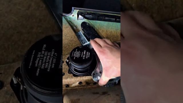 BMW E60 установка аудио системы
