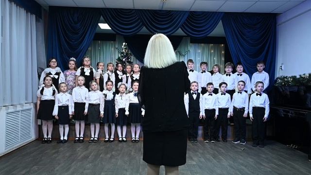 Младший хор Гармония "Веселые нотки", "Под Новый год"