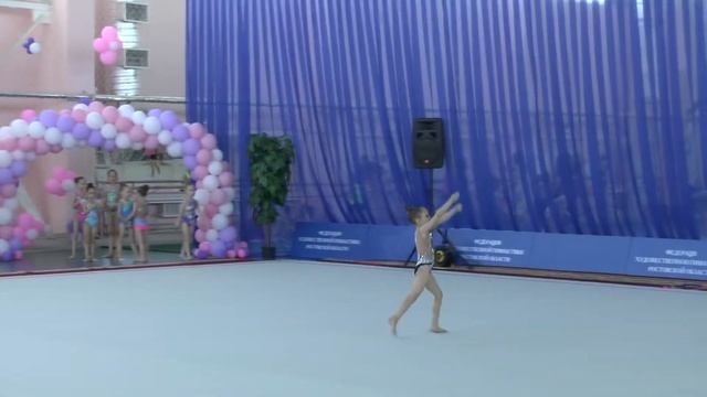 00547 04 Сероштантова Елизавета Скакалка