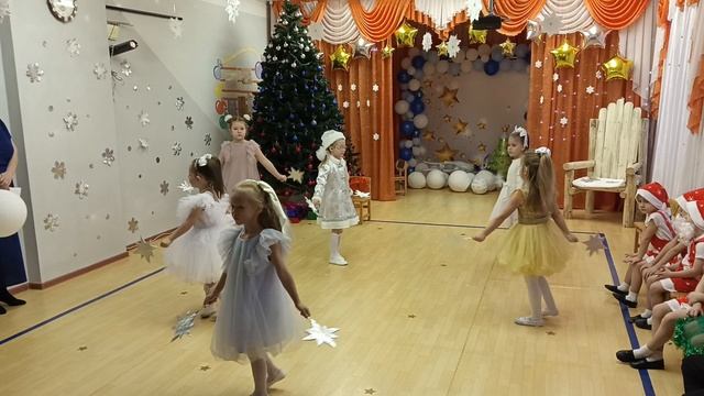 Елена Фищукова. танец со звёздами. дети 5 лет.mp4