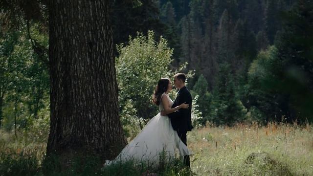 Максим и Анна. Свадьба в Домбае, август 2019