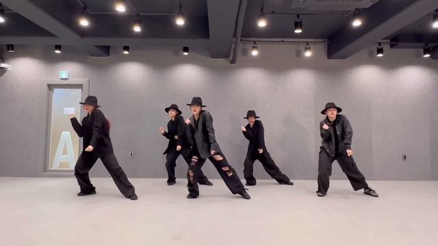 TURNS project ⧸ choreography by NAIN