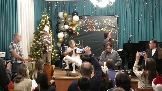 Фестиваль семейного творчества 
Семья Селивановых