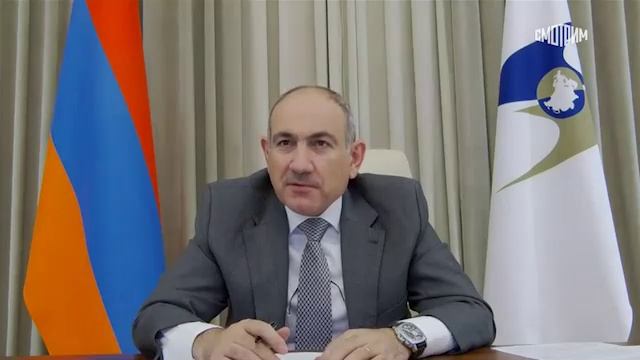 Лукашенко высказал про Пашаняна.