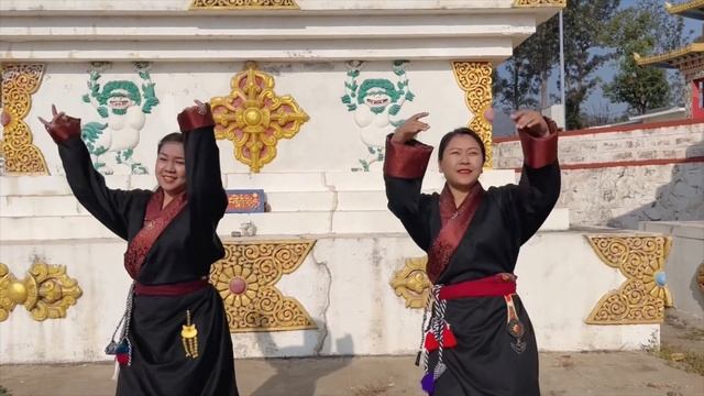 གཅེན་གཅུང་གཉིས་ཀྱི་སྒོར་གཞས། __ Latest Tibetan Gorshey __ མཛའ་མཐུན་མུ་འབྲེལ།
