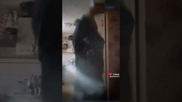 Like_7452625268963439118.mp4
