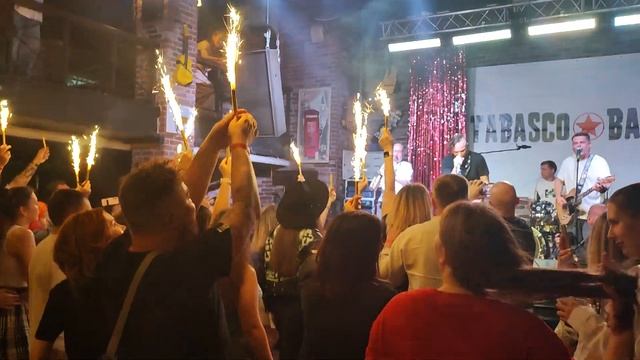 Фаер-шоу на концерте Tabasco Band #tabascoband #рок #русскийрок #ничегонебойся