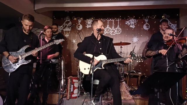 Алексей Петрухин/А любовь она/Москва/24.12.24