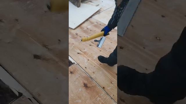 Открыть герметик без ножа